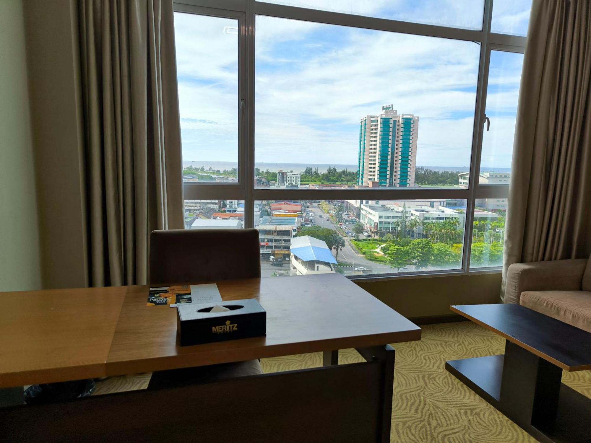 Meritz Hotel Miri Zewnętrze zdjęcie