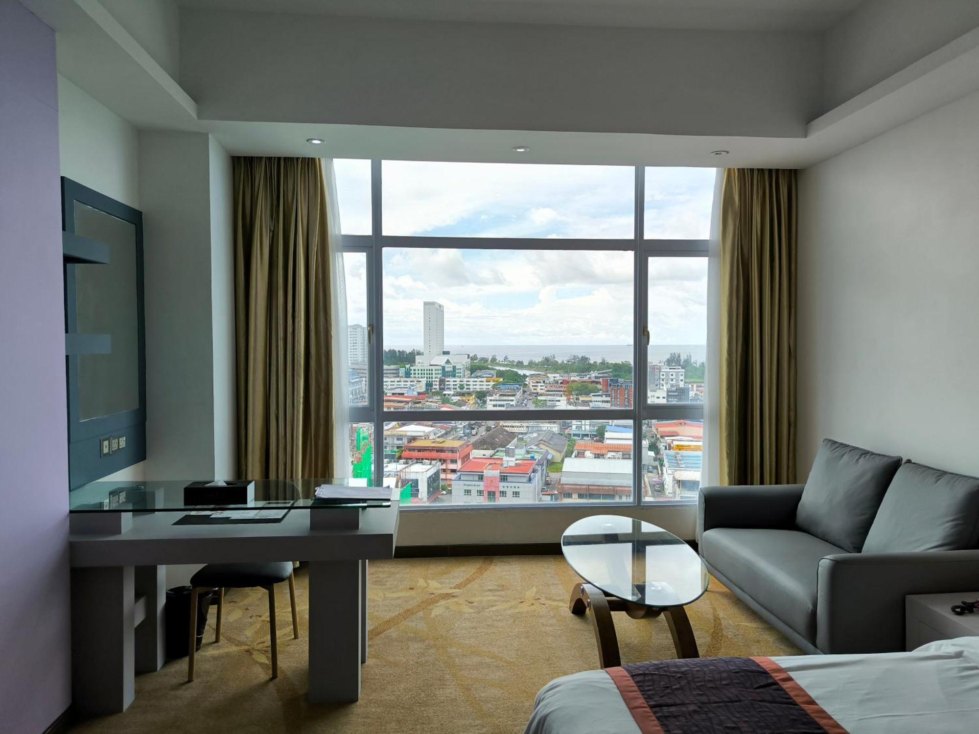 Meritz Hotel Miri Zewnętrze zdjęcie