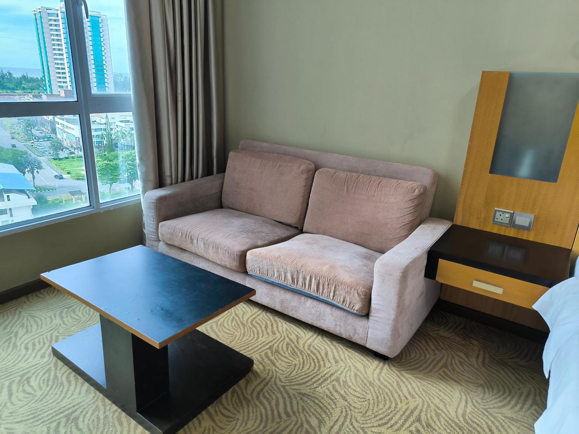 Meritz Hotel Miri Zewnętrze zdjęcie