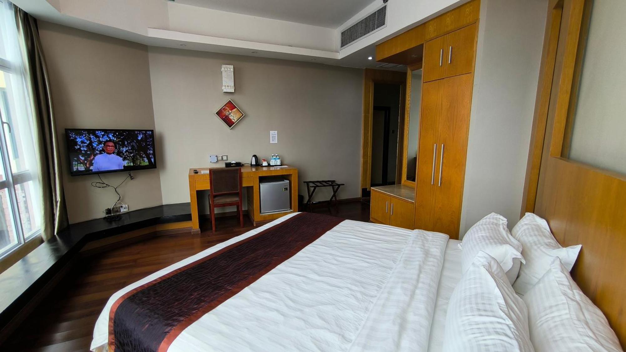 Meritz Hotel Miri Zewnętrze zdjęcie