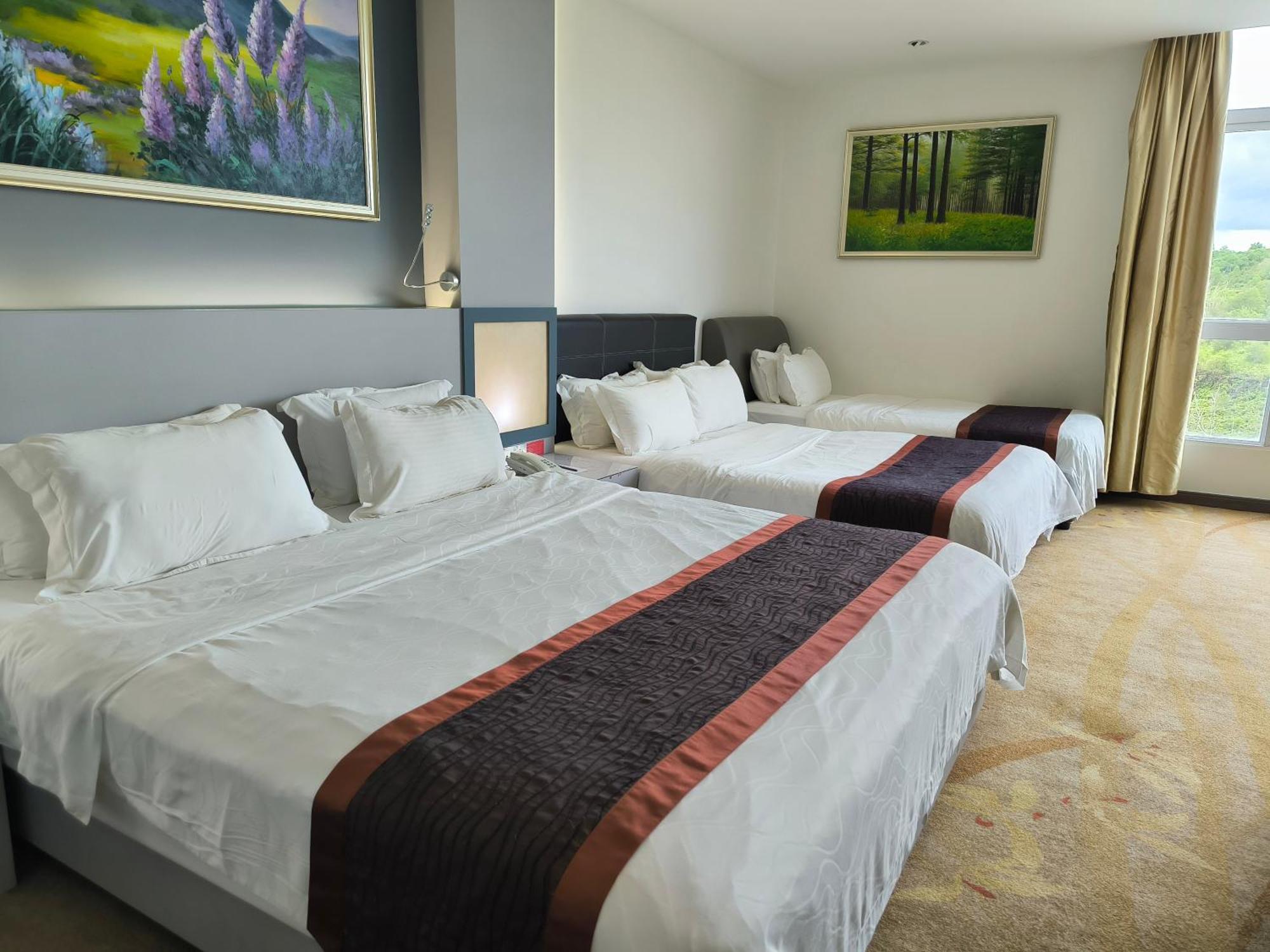 Meritz Hotel Miri Zewnętrze zdjęcie