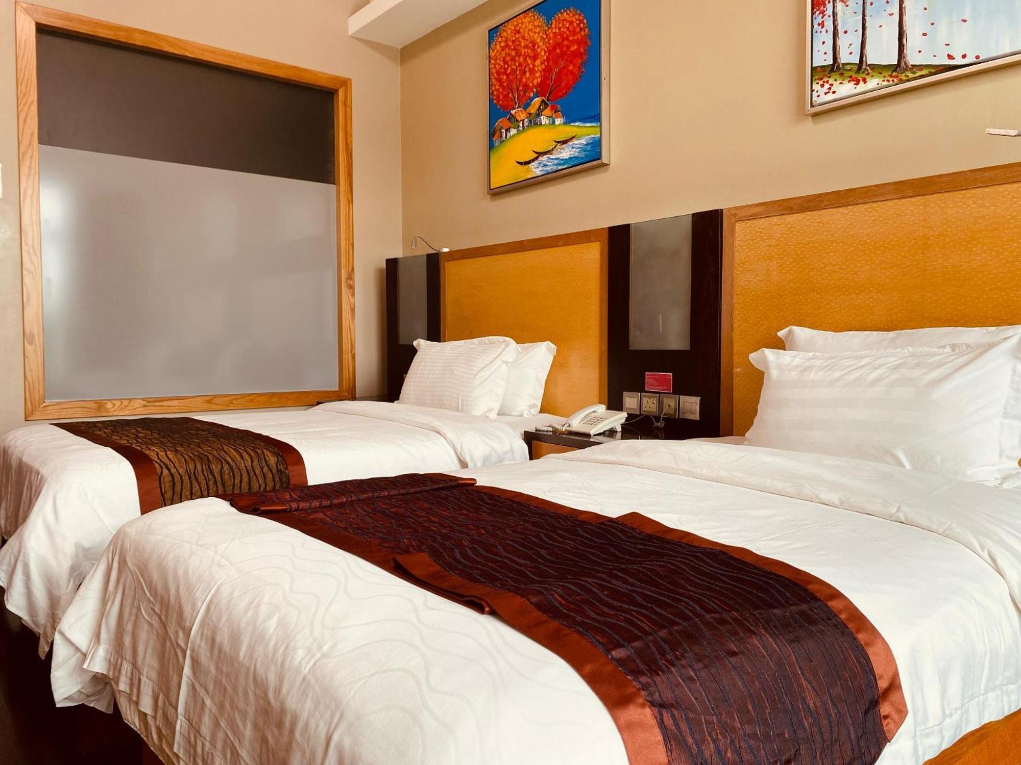 Meritz Hotel Miri Zewnętrze zdjęcie